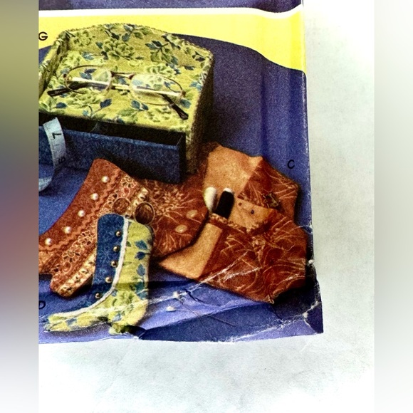 Simplicity Crafts Pattern Collection - Multicolor Designs - Picture 5 of 16